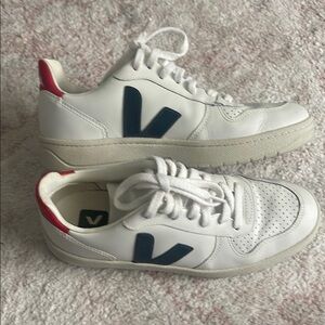 Veja Women’s Size 7 White Sneakers with Navy and Red Details
